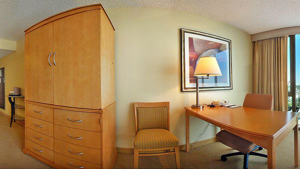 Hilton Sacramento Arden West Hotel Eksteriør billede