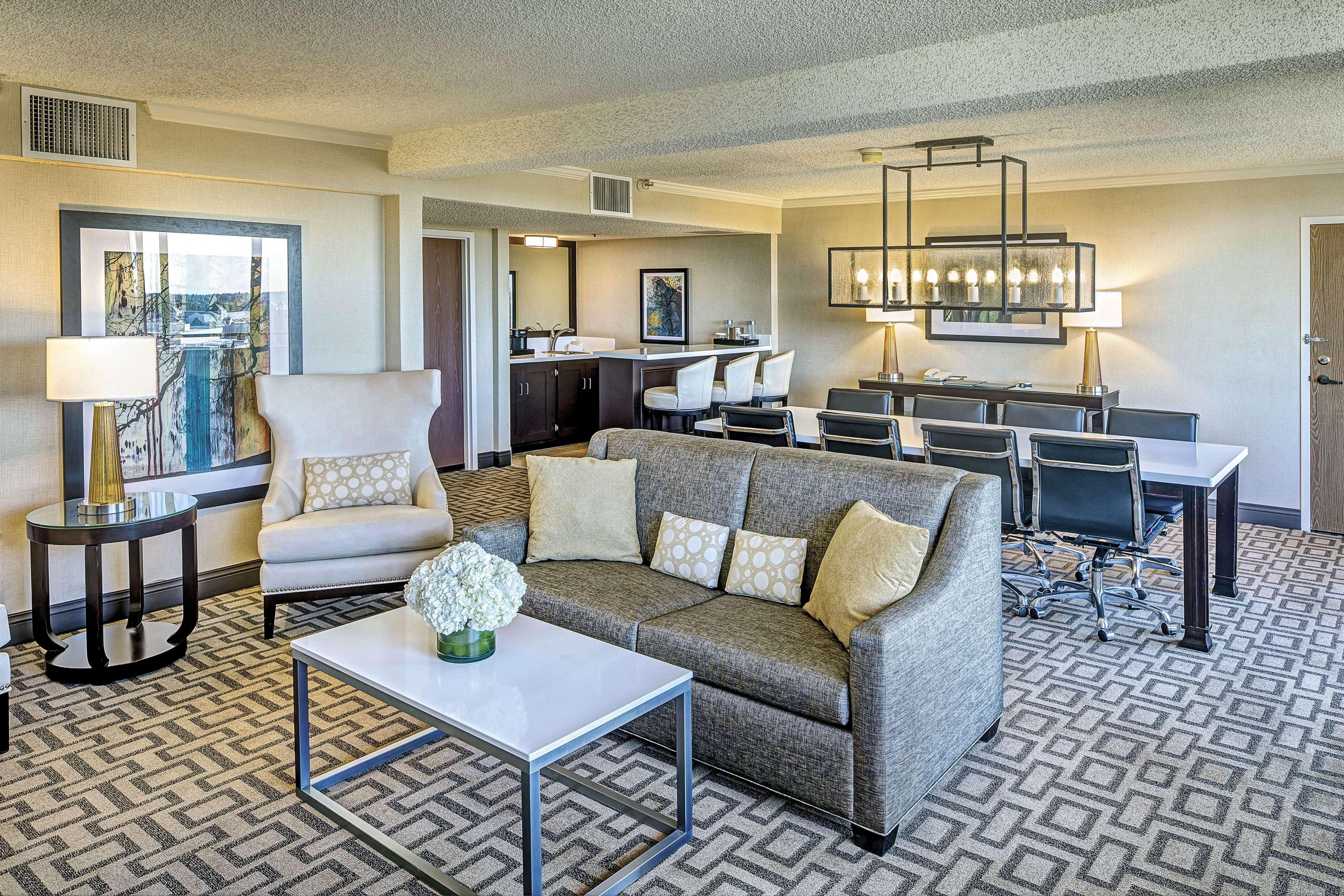Hilton Sacramento Arden West Hotel Eksteriør billede