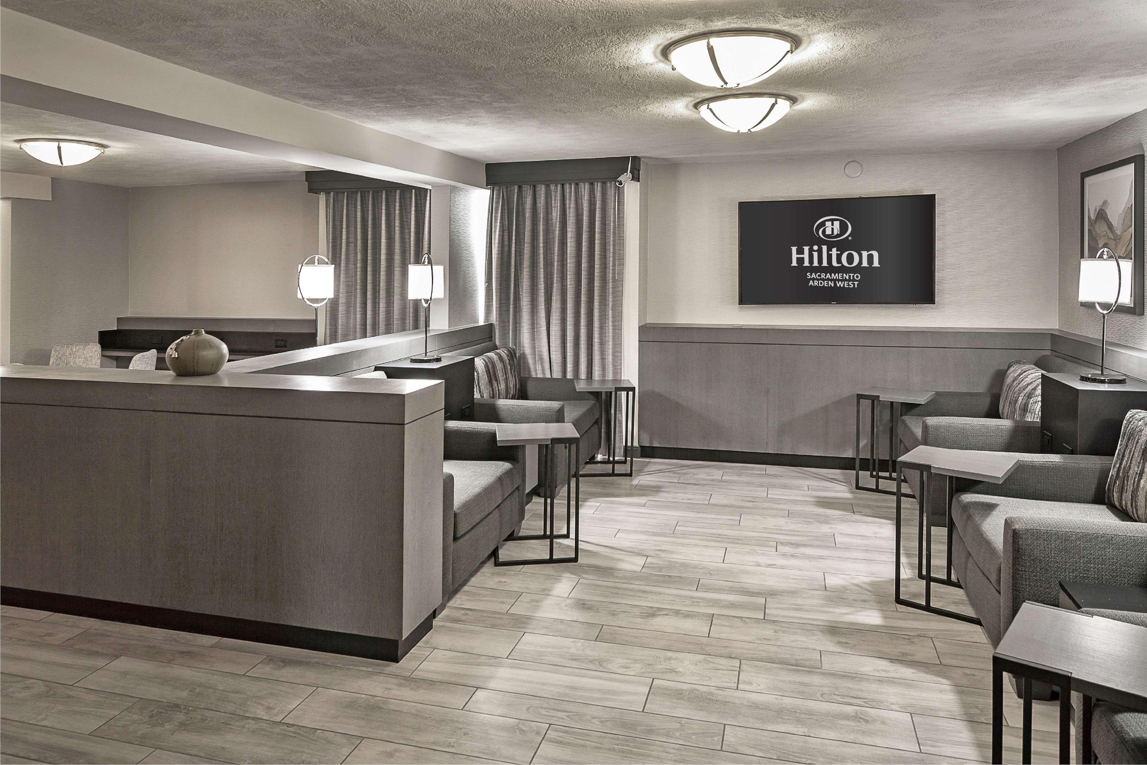 Hilton Sacramento Arden West Hotel Eksteriør billede