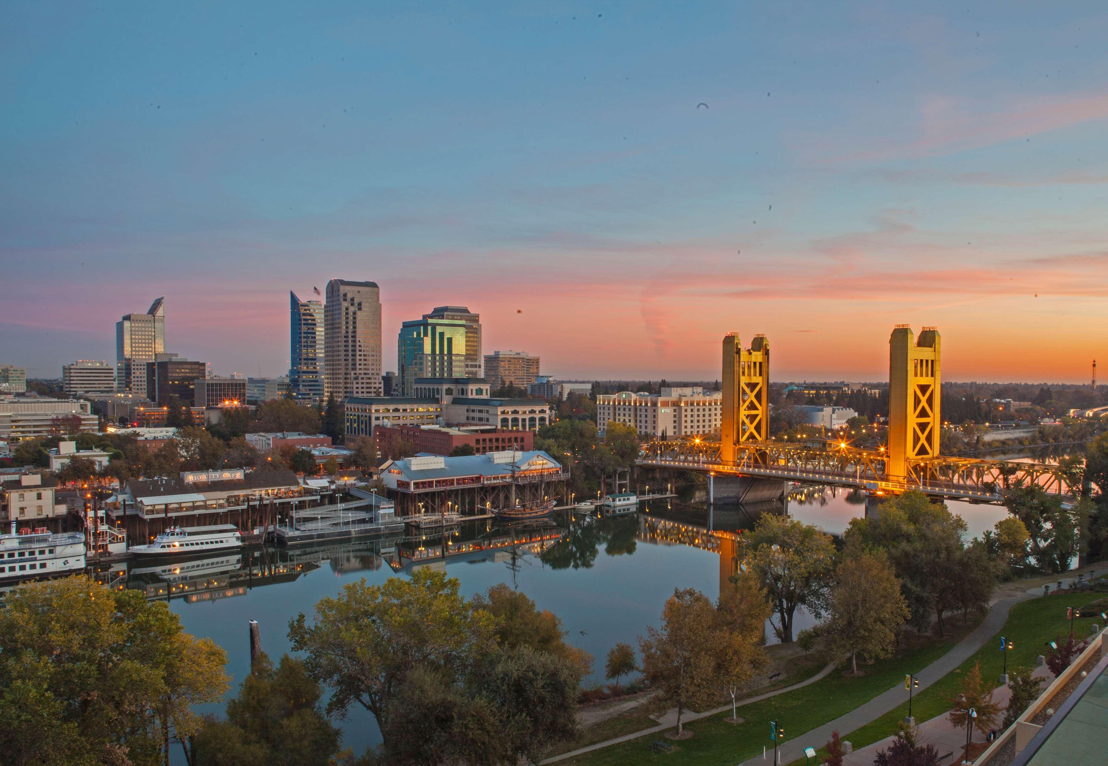 Hilton Sacramento Arden West Hotel Eksteriør billede