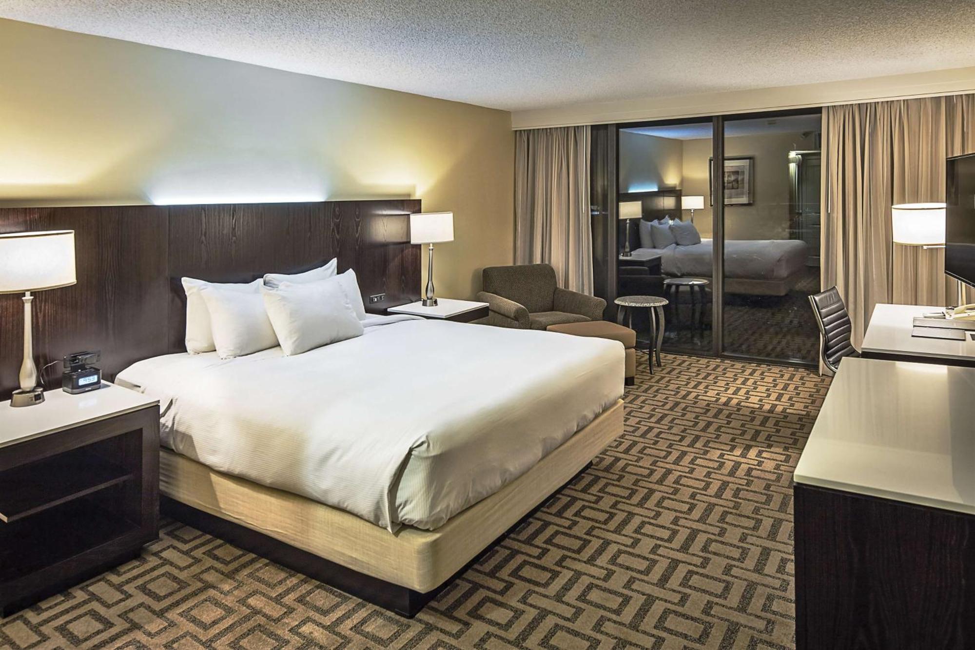Hilton Sacramento Arden West Hotel Eksteriør billede