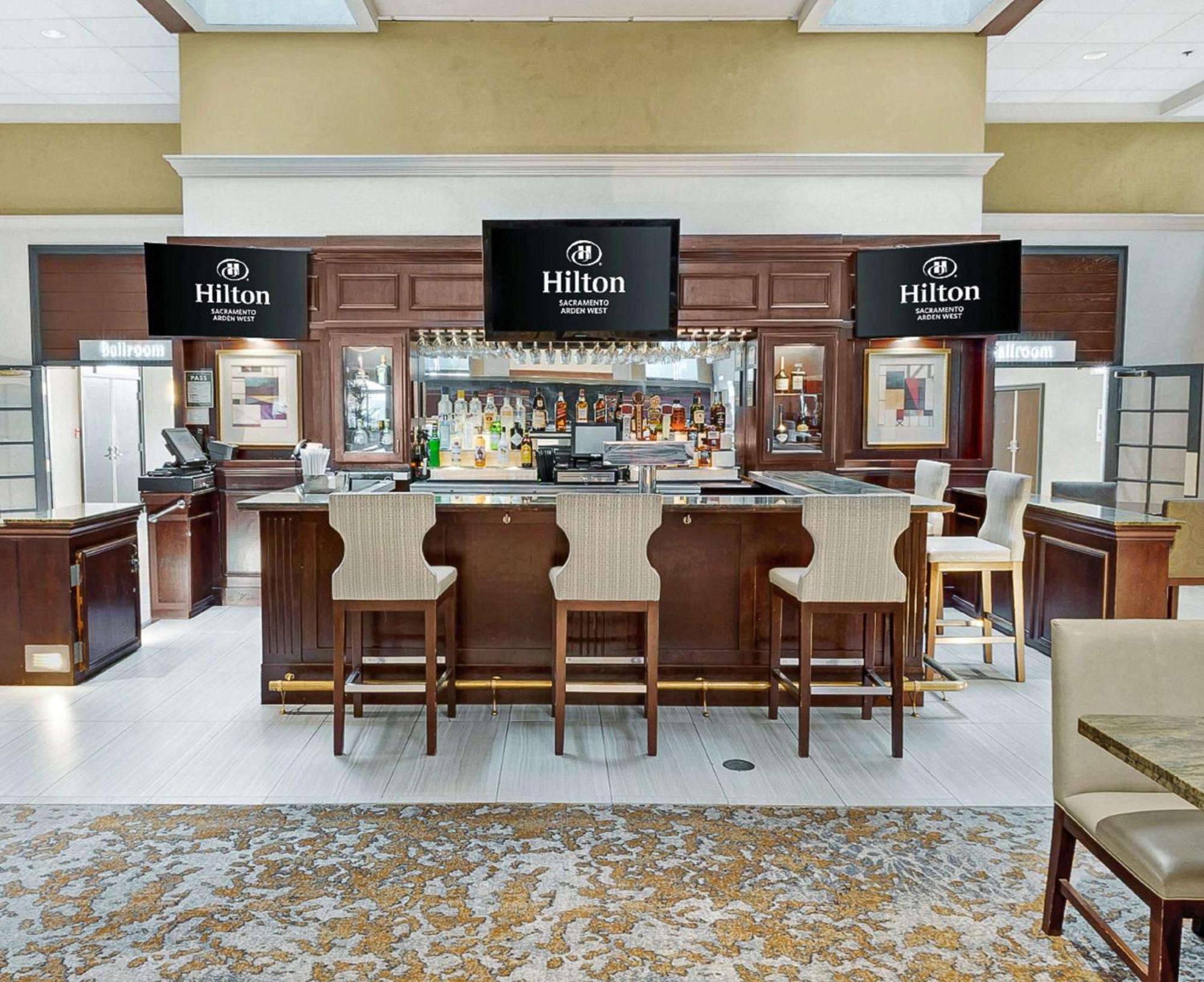 Hilton Sacramento Arden West Hotel Eksteriør billede